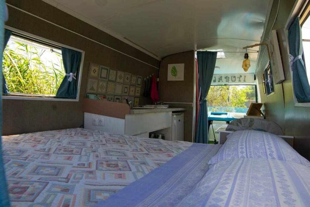 Jabuti Autocaravana Con Porche Y Aparcamiento 加的斯 外观 照片