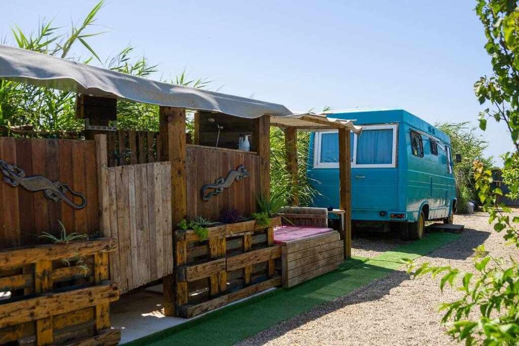 Jabuti Autocaravana Con Porche Y Aparcamiento 加的斯 外观 照片