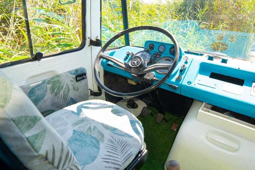 Jabuti Autocaravana Con Porche Y Aparcamiento 加的斯 外观 照片