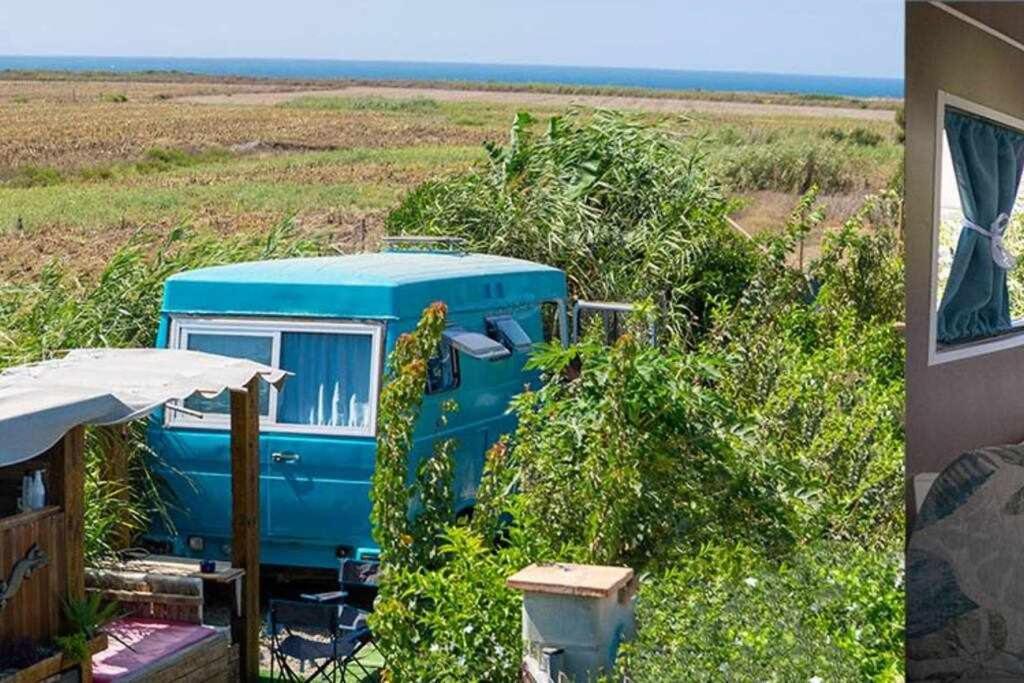 Jabuti Autocaravana Con Porche Y Aparcamiento 加的斯 外观 照片